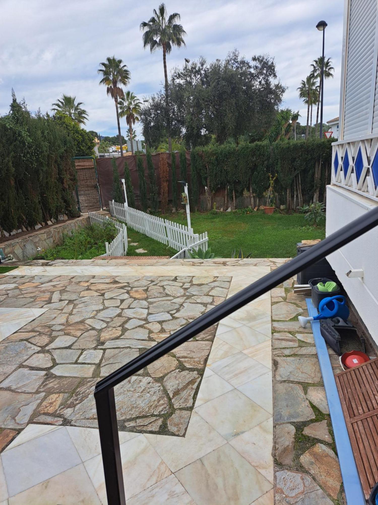 Con Jardin Y Piscina Pet Friendly Apartemen *